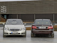 Mercedes-Benz-E-Class_2010_1600x1200_wallpaper_1d.jpg