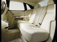 2009-Rolls-Royce-200EX-Rear-Seating-1280x960.jpg