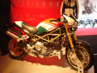Ducati_S4RS_Testastretta_Tricolore23.jpg