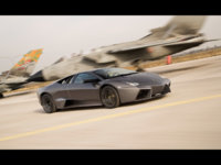 2008-Lamborghini-Reventon-vs-Tornado-Jet-Fighter-Front-And-Side-Speed-Tilt-1280x960.jpg