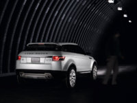 2008-Land-Rover-LRX-Concept-Tunnel-Rear-Angle-1280x960.jpg