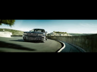 2009-Jaguar-XJ-Portfolio-Front-Angle-Turning-1280x960.jpg