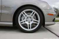 2005-Mercedes-Benz-E55-AMG-wheel-m.jpg